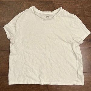 GAP White Shrunken Tee